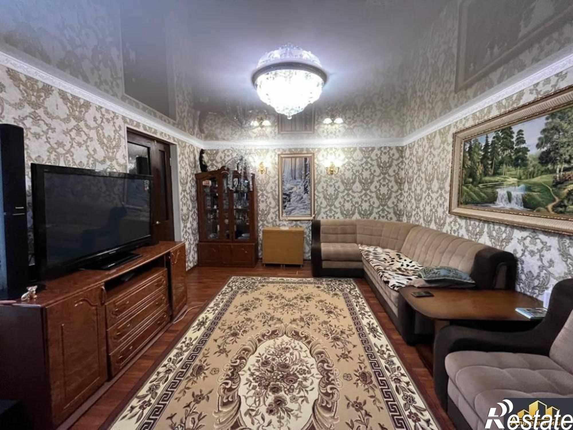 Купить дачу, дом, коттедж за 20 000 000 рублей на Школьный пер.