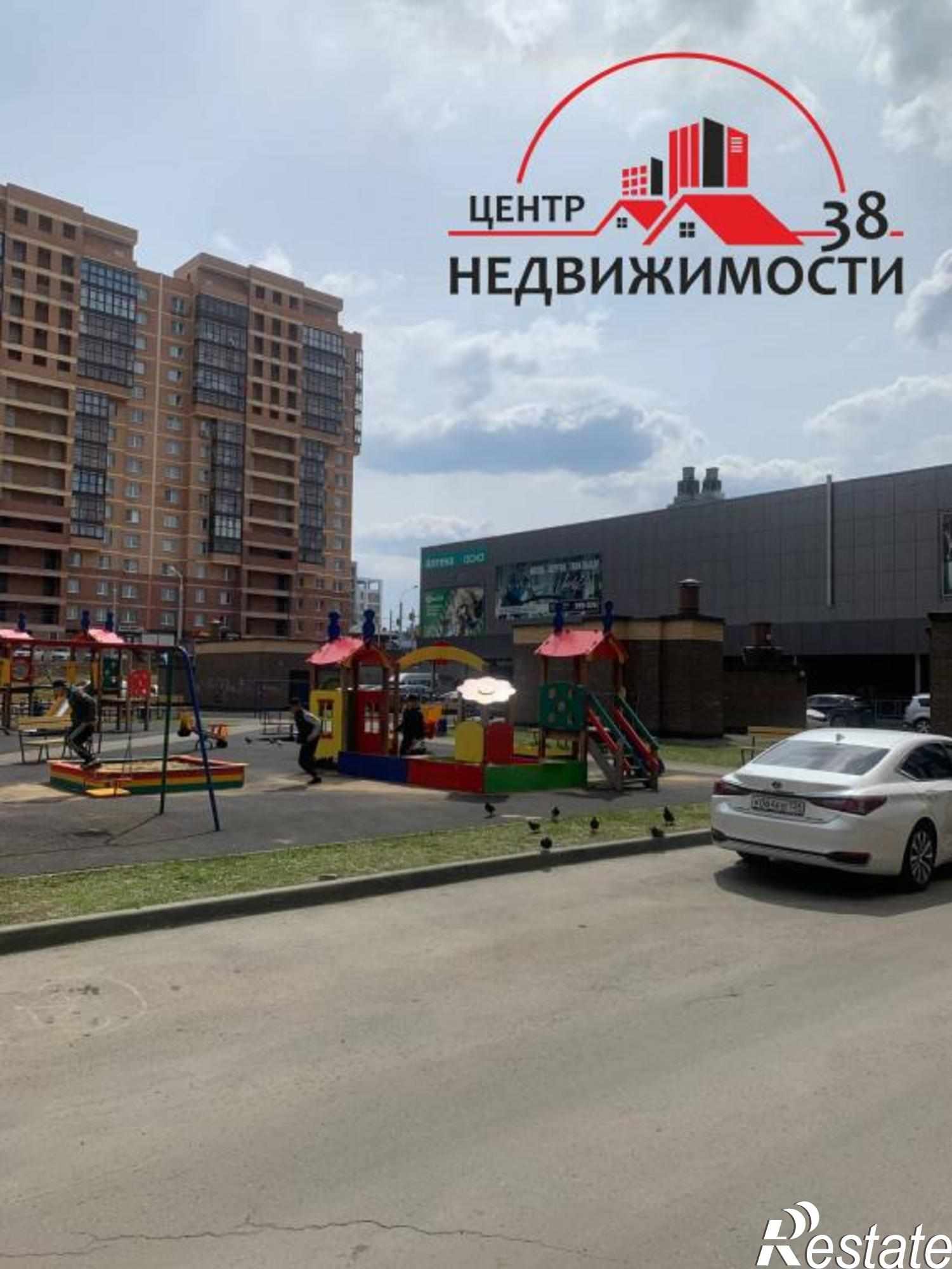 Купить квартиру за 9 600 000 рублей на Седова, 65 а/4