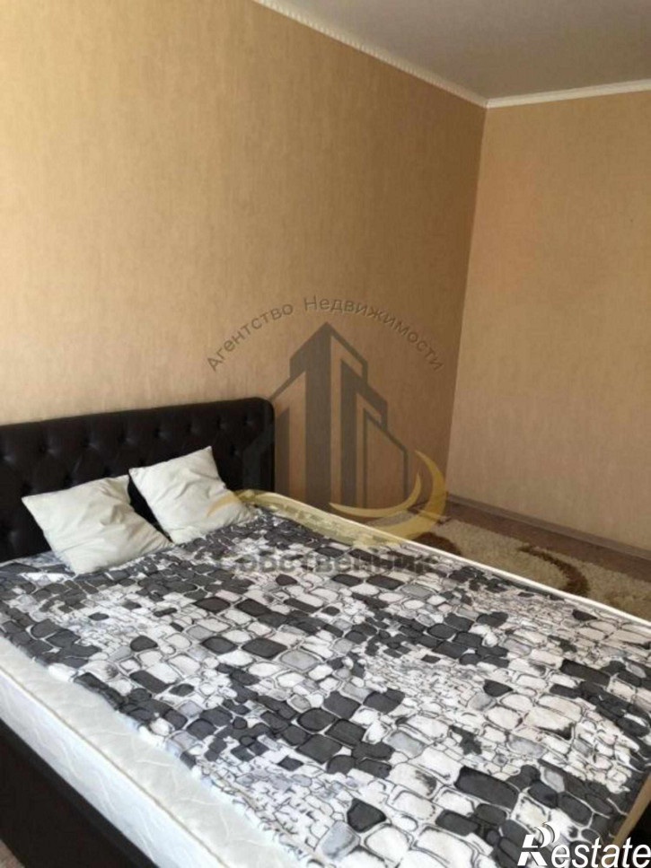 2-комн квартира Дубрава квартал 3 мкр, 33