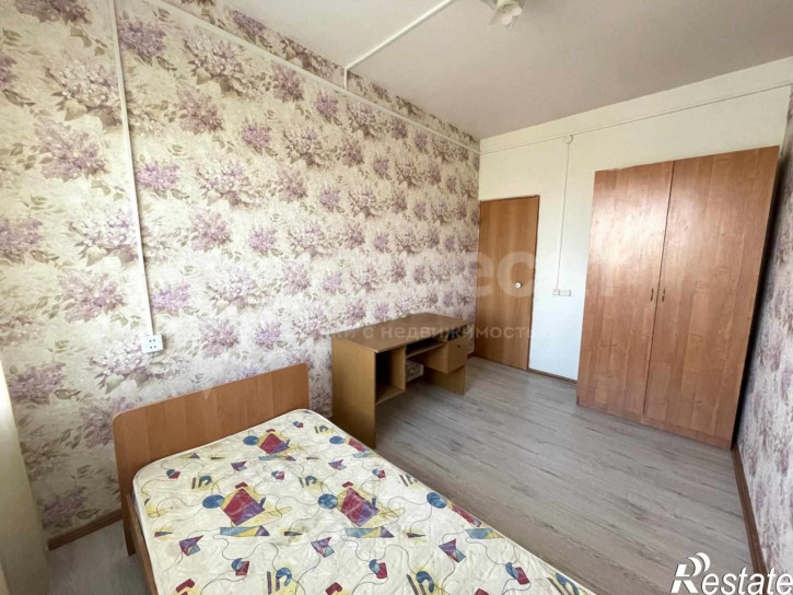 3-комн квартира ул. Джаныбековская,  д.20