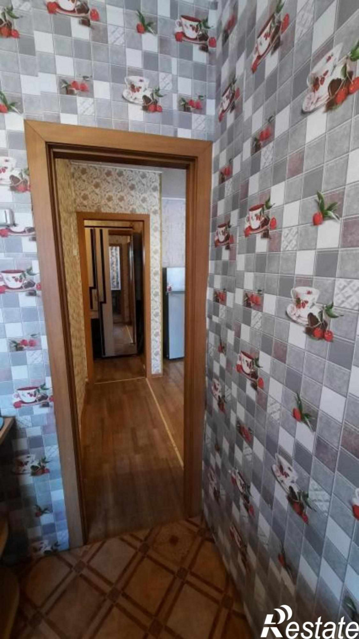 2-комн квартира Серегина проезд, 25