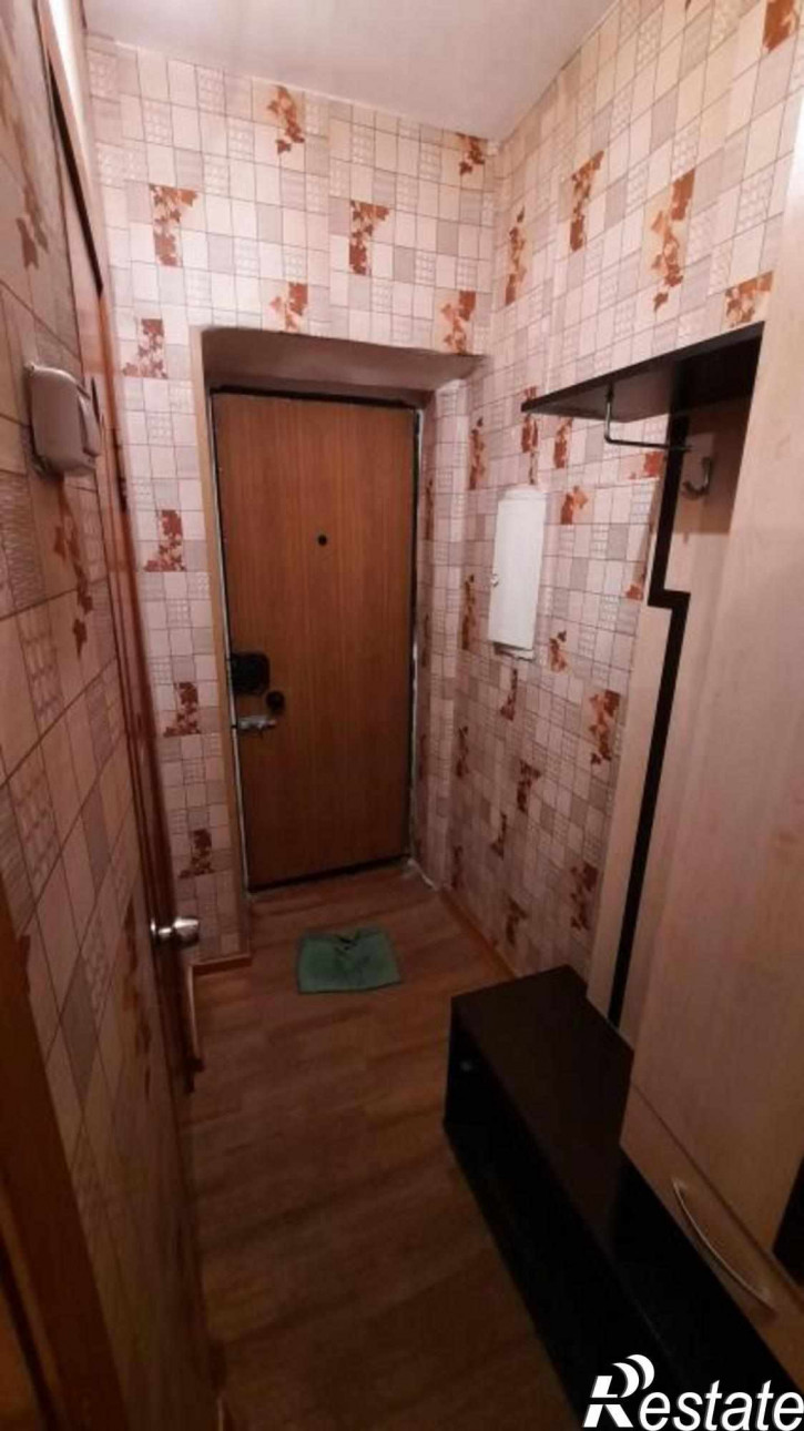 2-комн квартира Серегина проезд, 25