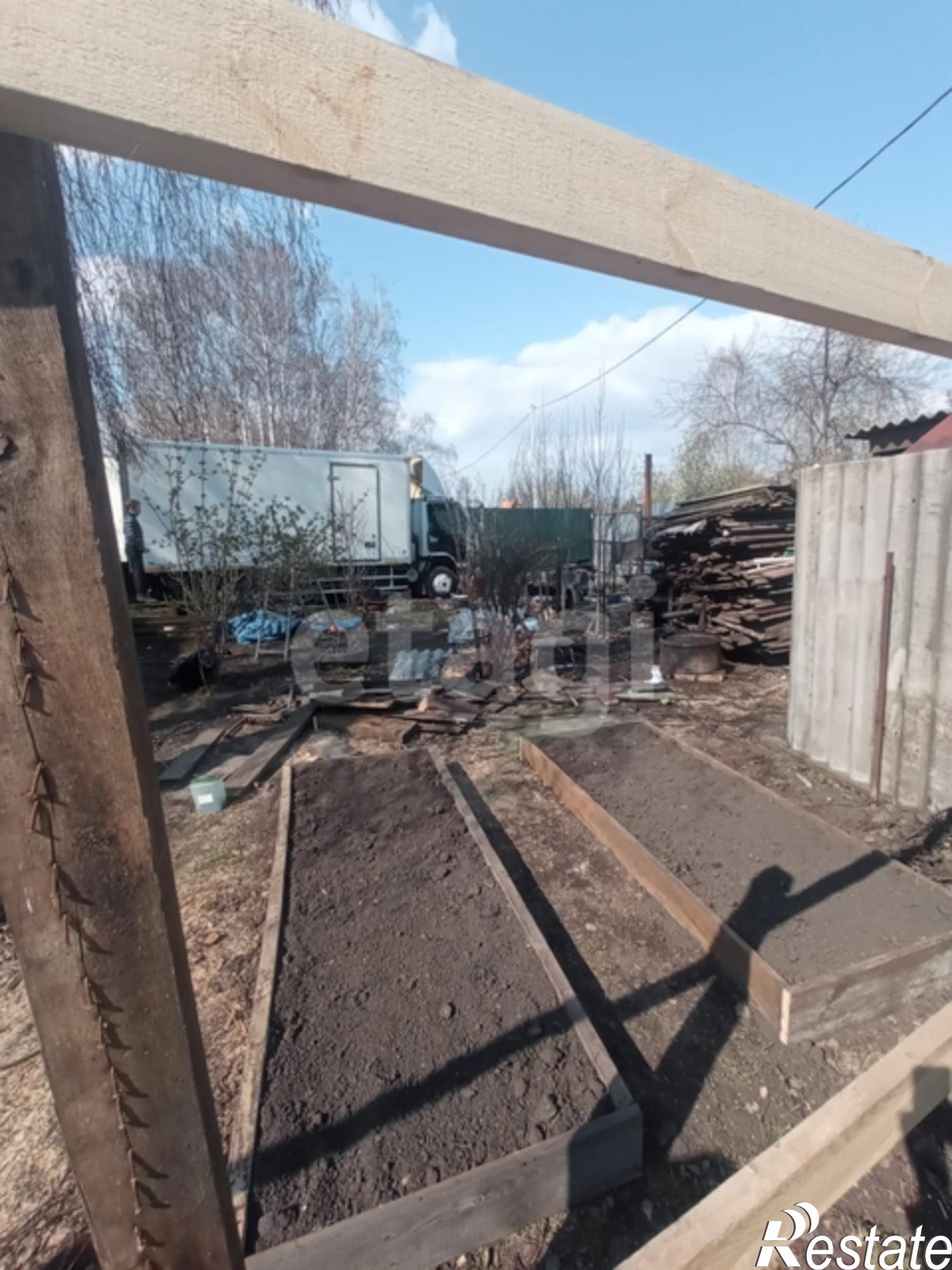 Купить дачу, дом, коттедж за 1 650 000 рублей на Array