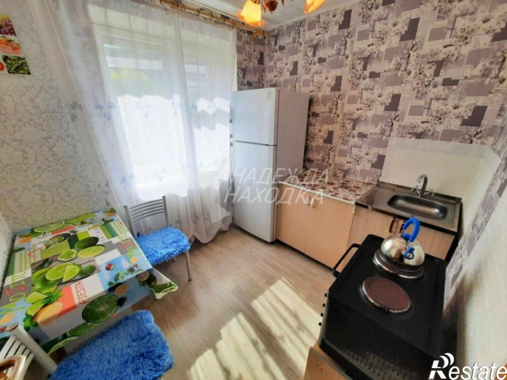 2-комн квартира Молодежная ул, 10