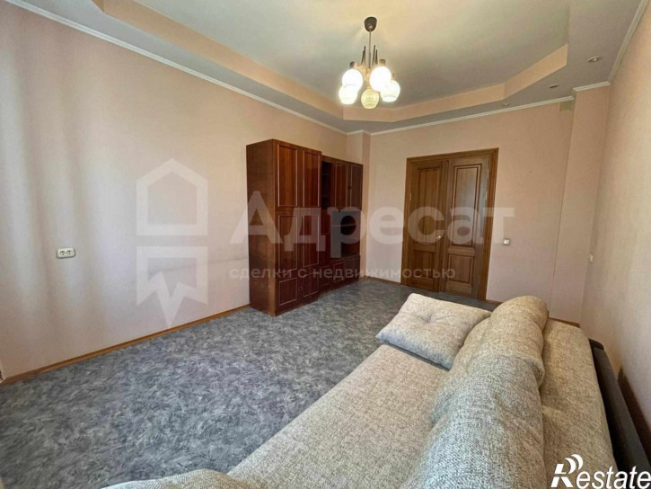 3-комн квартира ул. им. Буханцева,  д.30