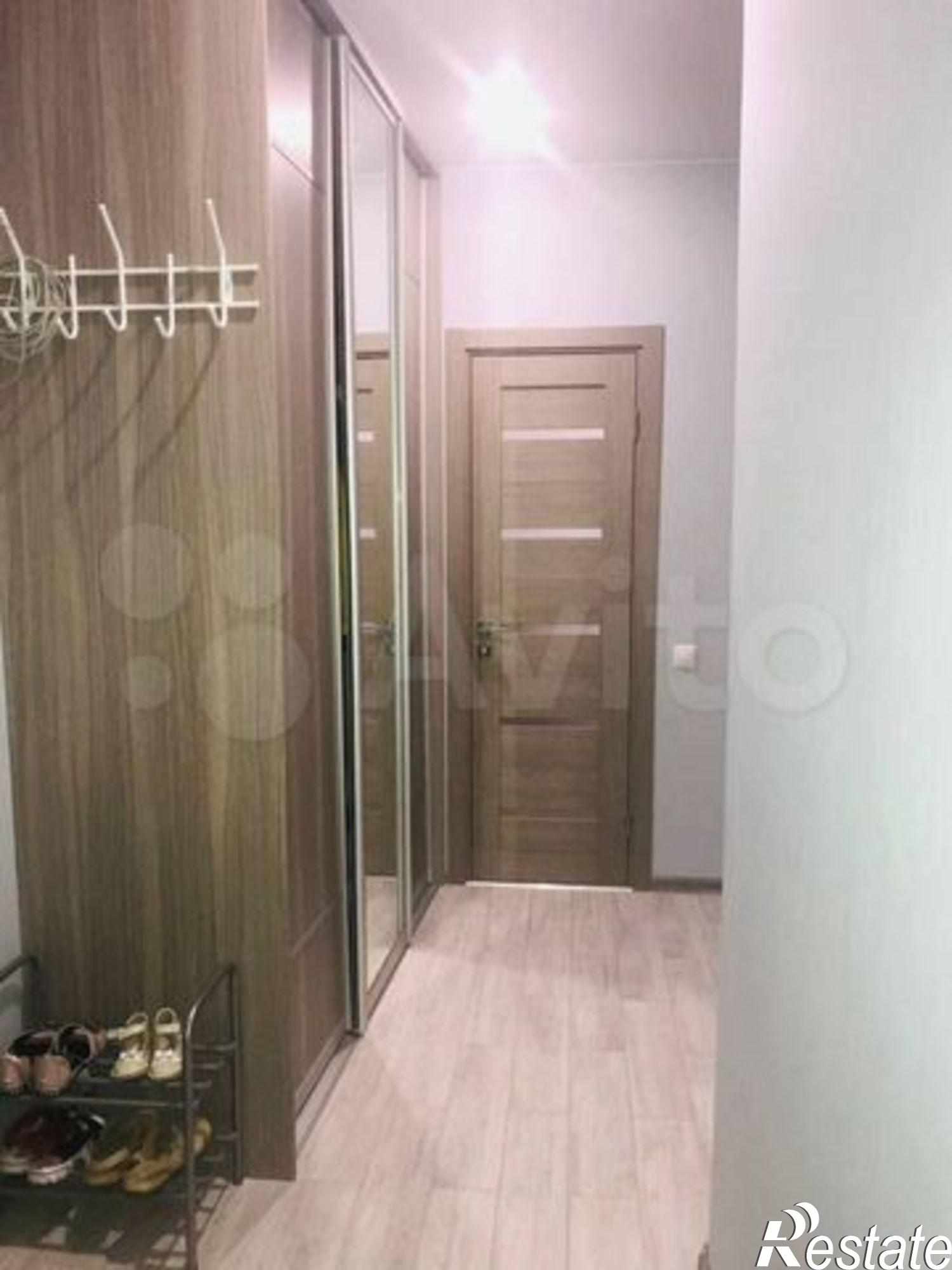 Купить квартиру за 5 000 000 рублей на Рогожникова ул, 5