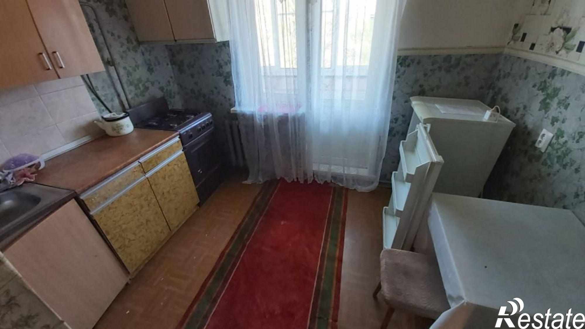 Сдать квартиру за 10 000 рублей на Комиссарова ул, 25