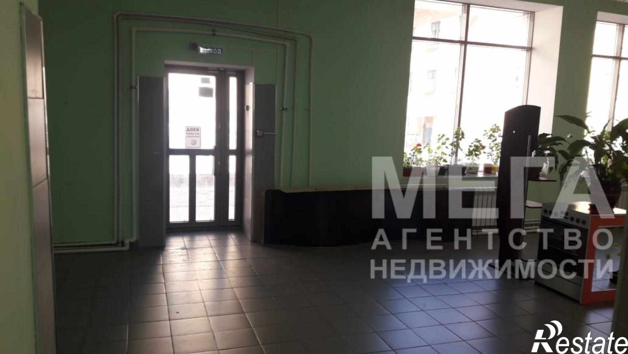 Купить торговое помещение за 15 900 000 рублей на Мира пр-кт, 8