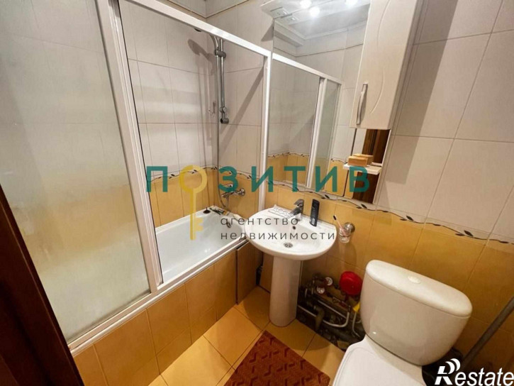 4-комн квартира Адмиральского ул, 8к3