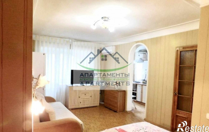 1-комн квартира Ленина пл, 8