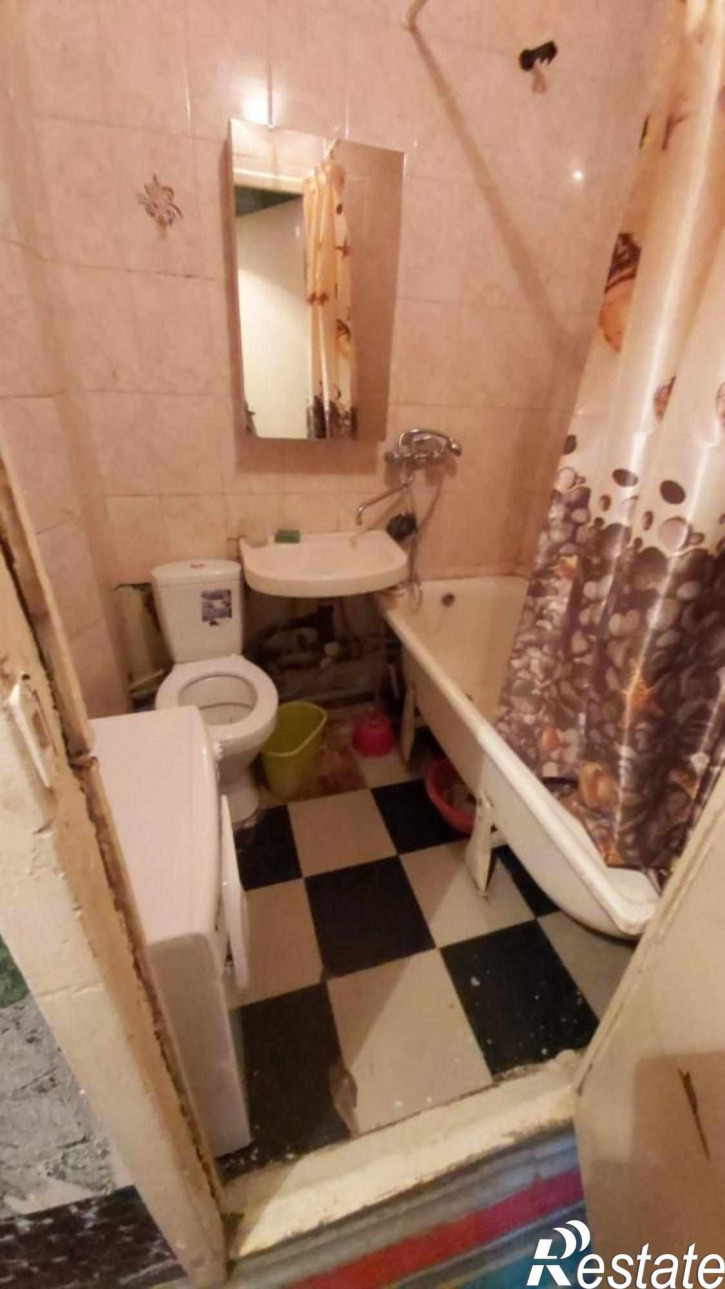 1-комн квартира Комиссарова ул, 25