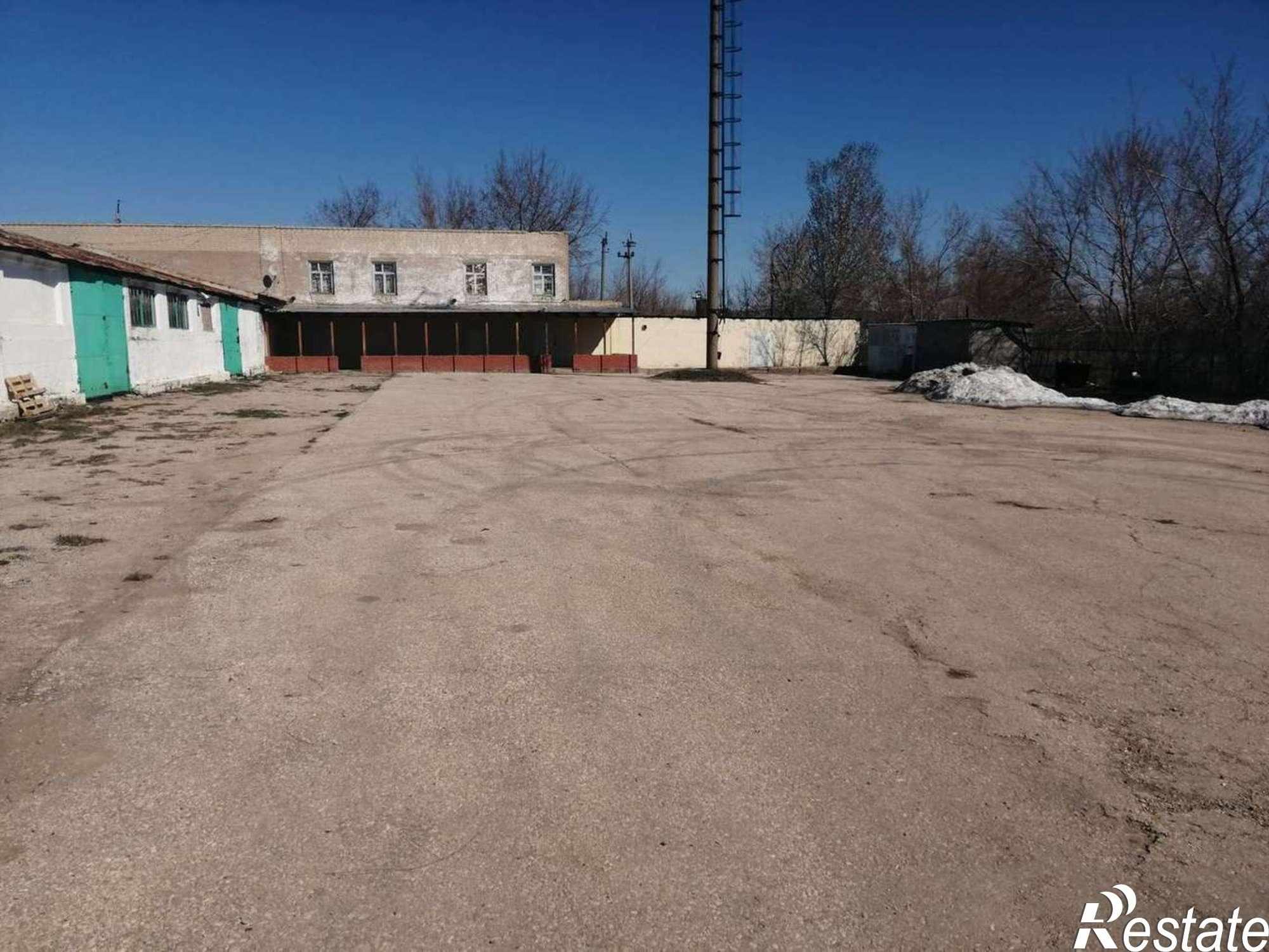 Купить помещение свободного назначения за 15 000 000 рублей на Революционная улица, 253