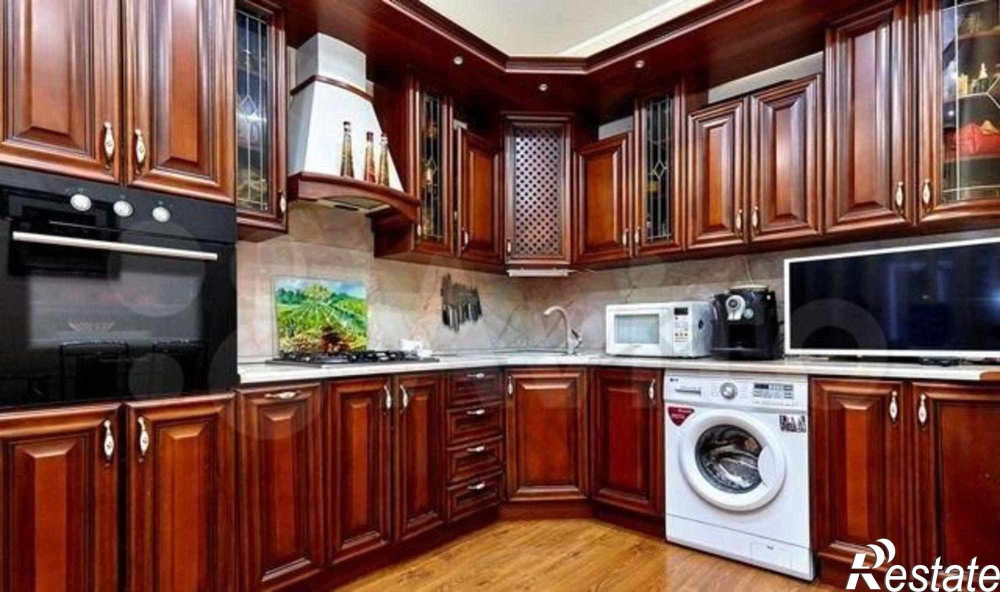 Купить дачу, дом, коттедж за 25 000 000 рублей на Калинина ул, 310/2
