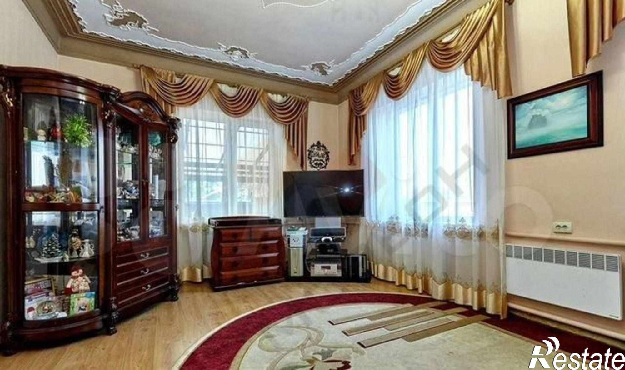Купить дачу, дом, коттедж за 25 000 000 рублей на Калинина ул, 310/2