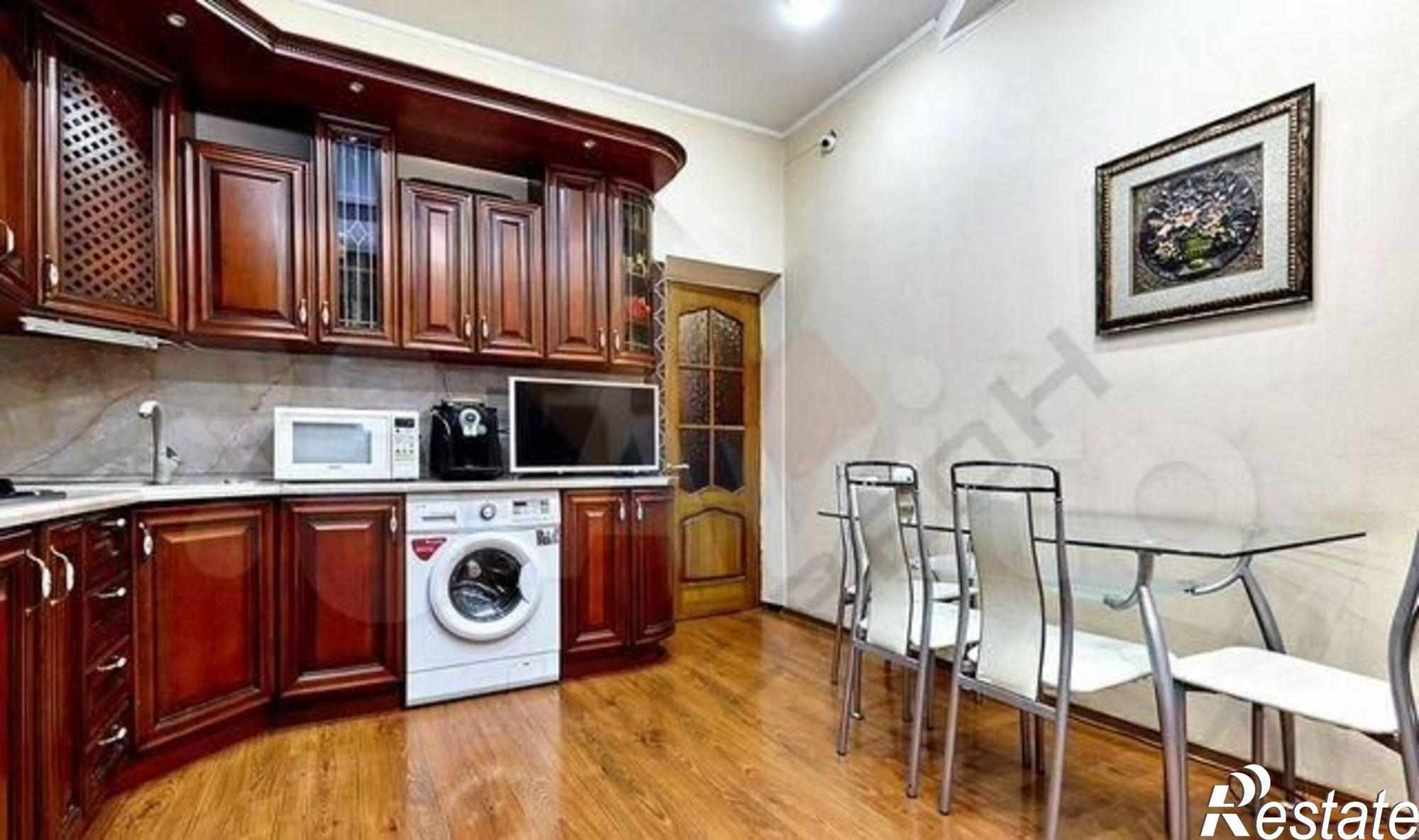 Купить дачу, дом, коттедж за 25 000 000 рублей на Калинина ул, 310/2