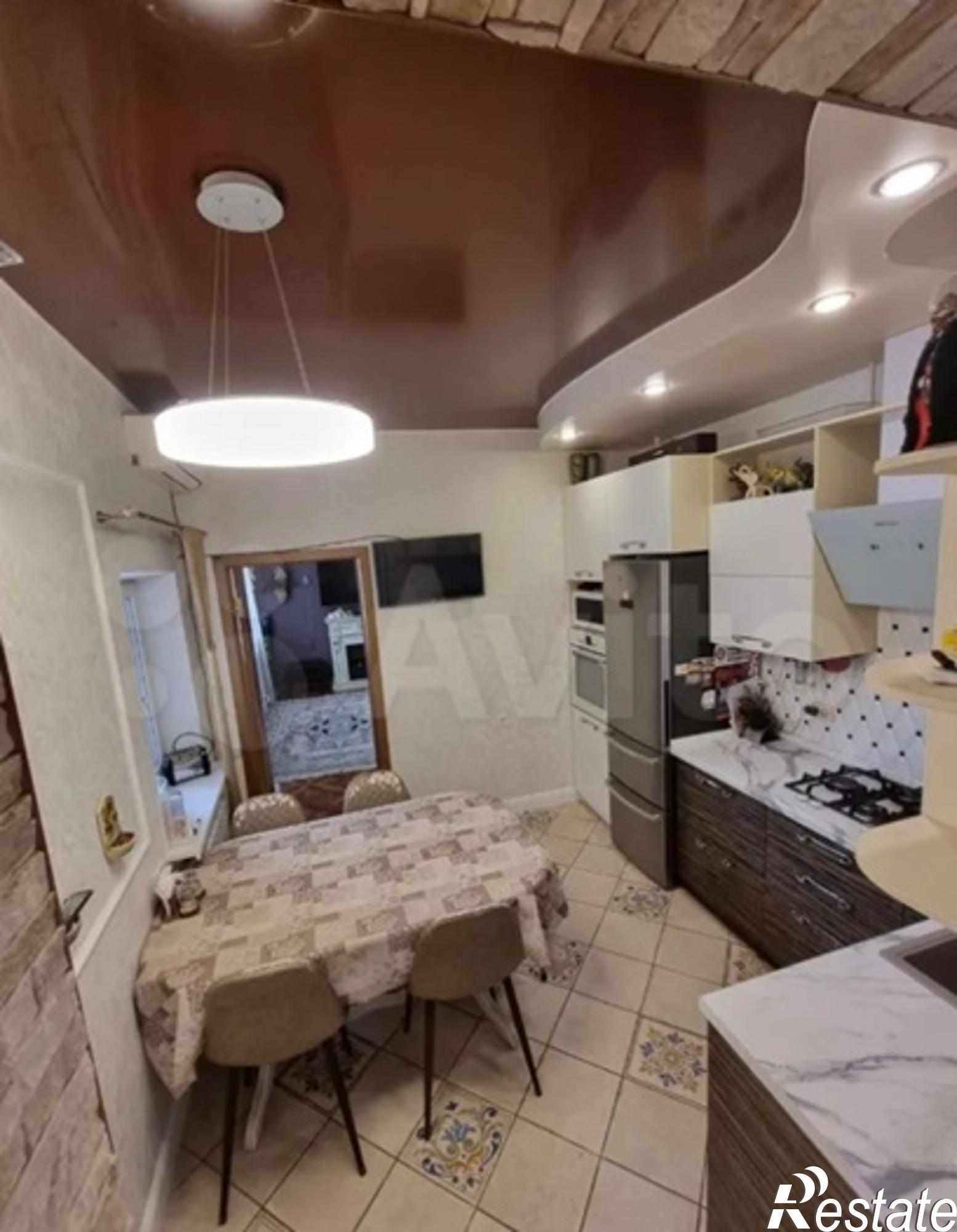 Купить дачу, дом, коттедж за 11 300 000 рублей на мира улица, 789