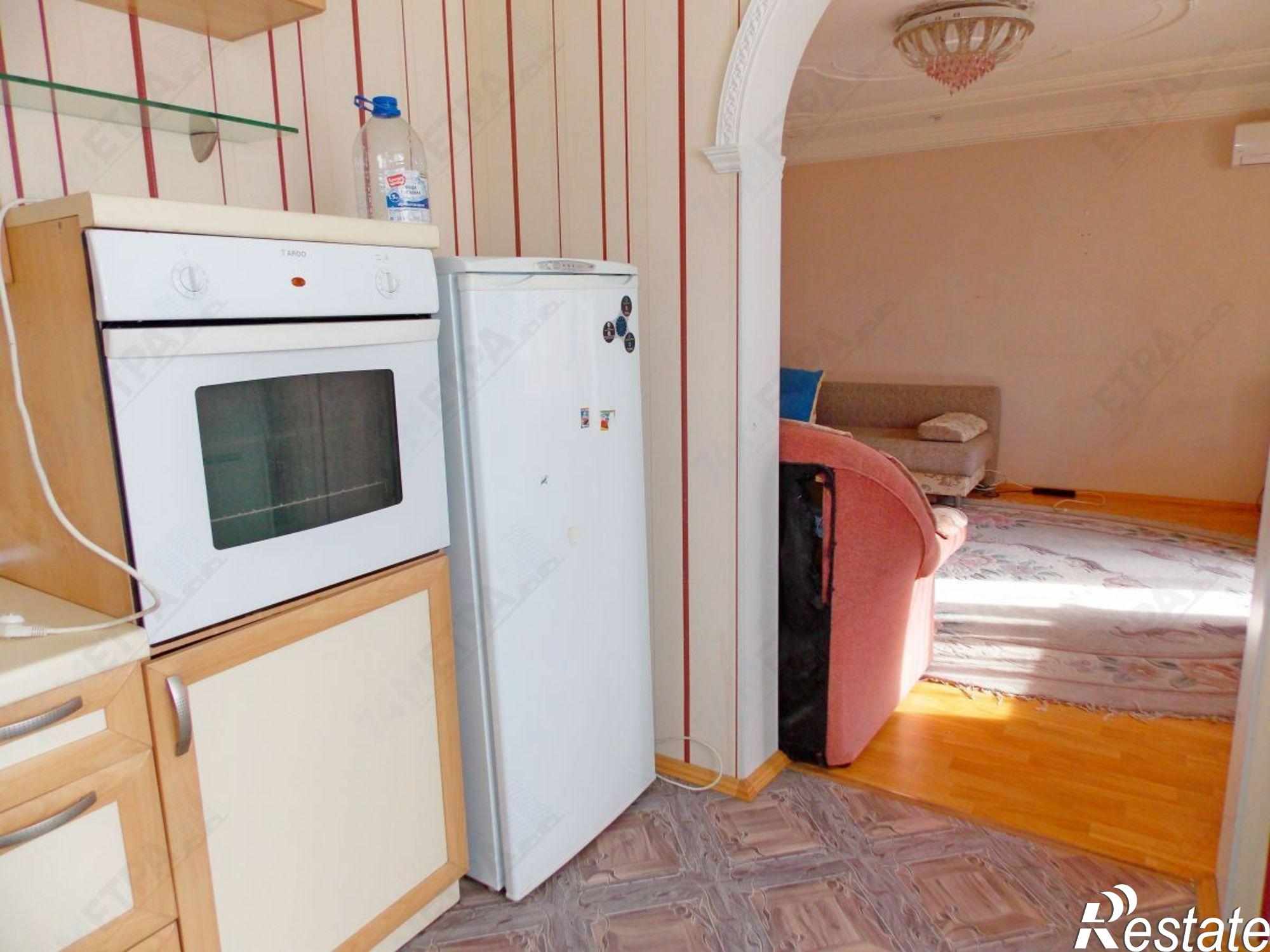Сдать квартиру за 25 000 рублей на Монакова ул, 33