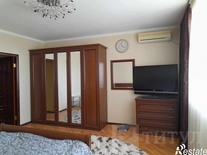 4-комн квартира Нахичевань, Советская