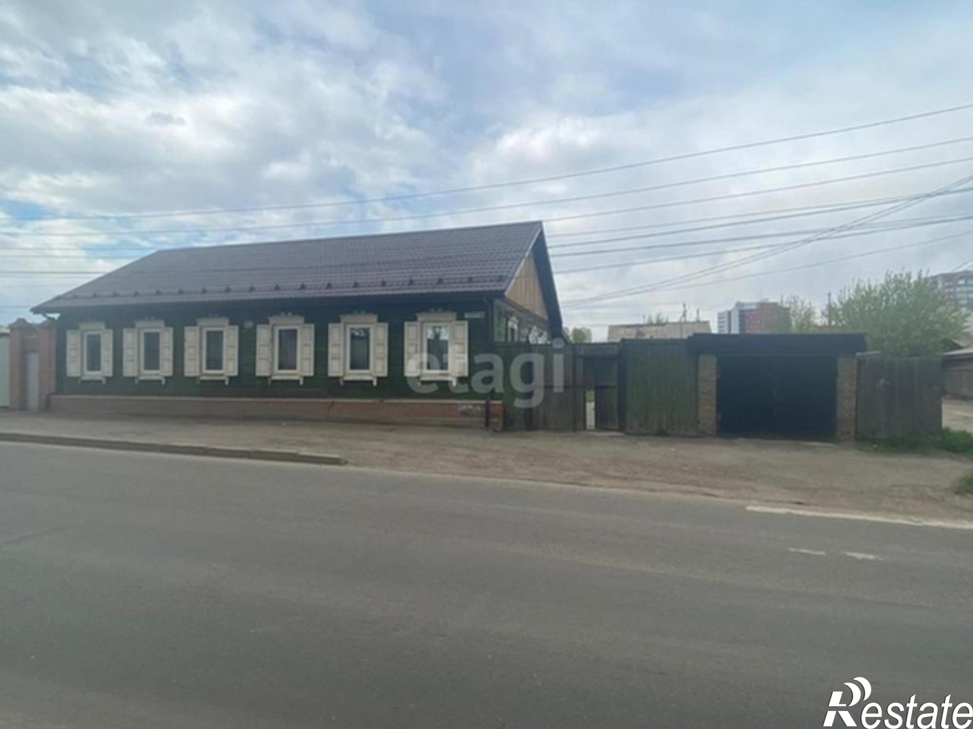 Купить дачу, дом, коттедж за 11 000 000 рублей на улица Молокова
