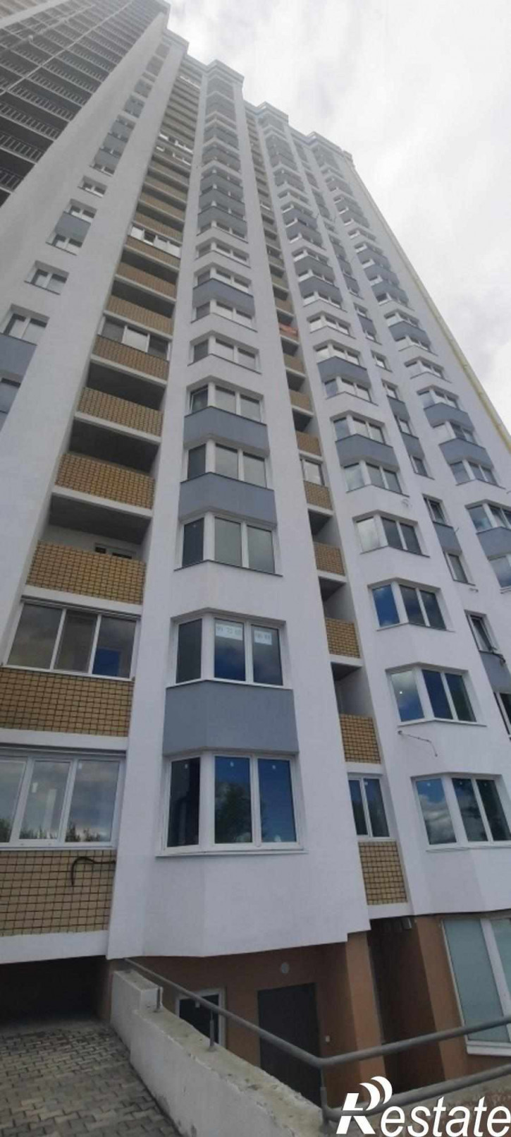 2-комн квартира в новом доме Пушкина 85