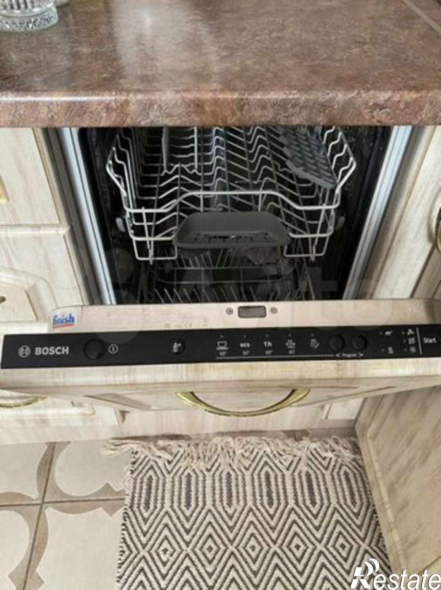 Купить квартиру за 5 300 000 рублей на Октябрьская ул, 198