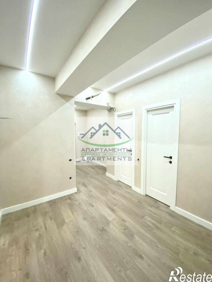 3-комн квартира Пестова ул, 15Б