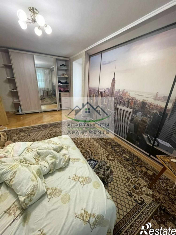 3-комн квартира Ермолова ул, 127