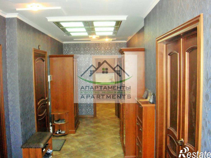 3-комн квартира Нежнова ул, 21к1