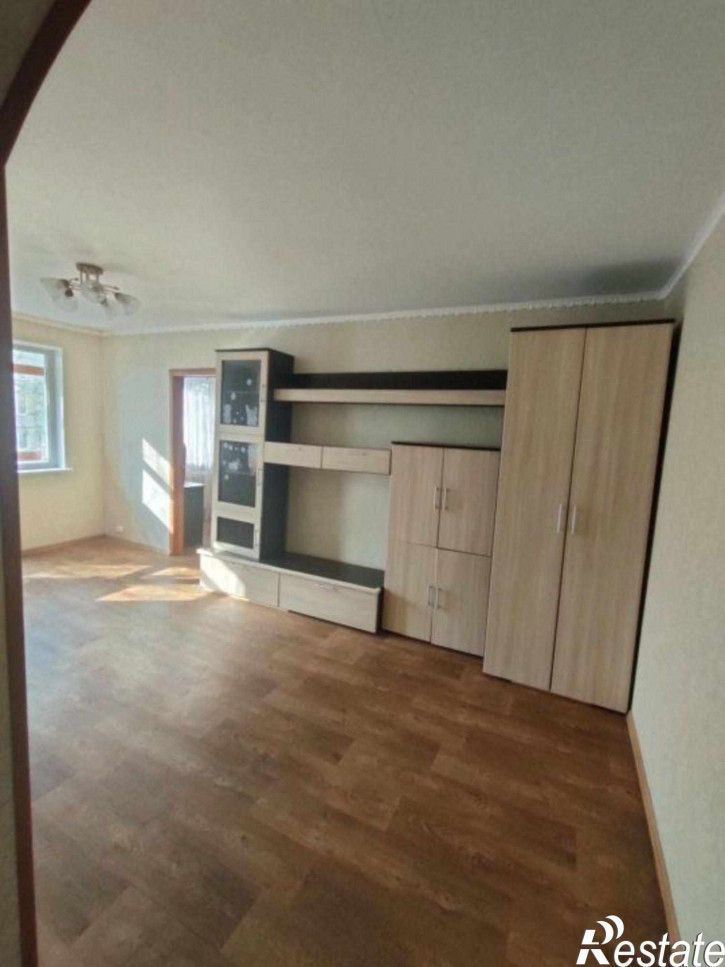 3-комн квартира Белоконской ул, 21