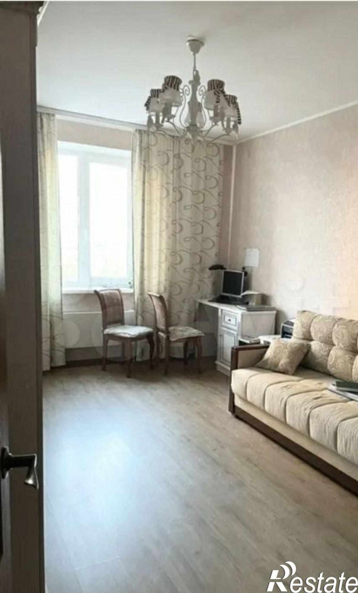 3-комн квартира Гастелло ул, 25