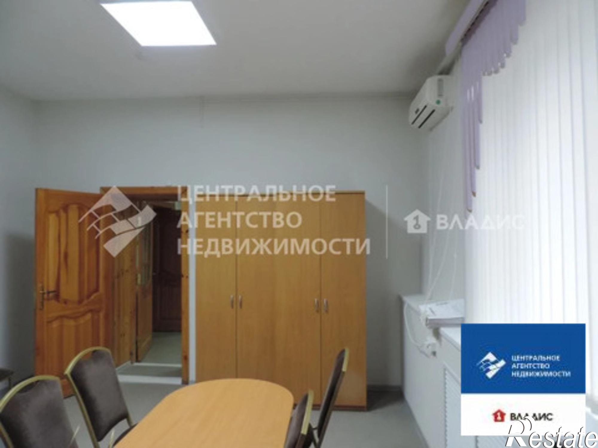 Сдать офис, помещение под офис за 156 000 рублей на ул. Петрова, 10