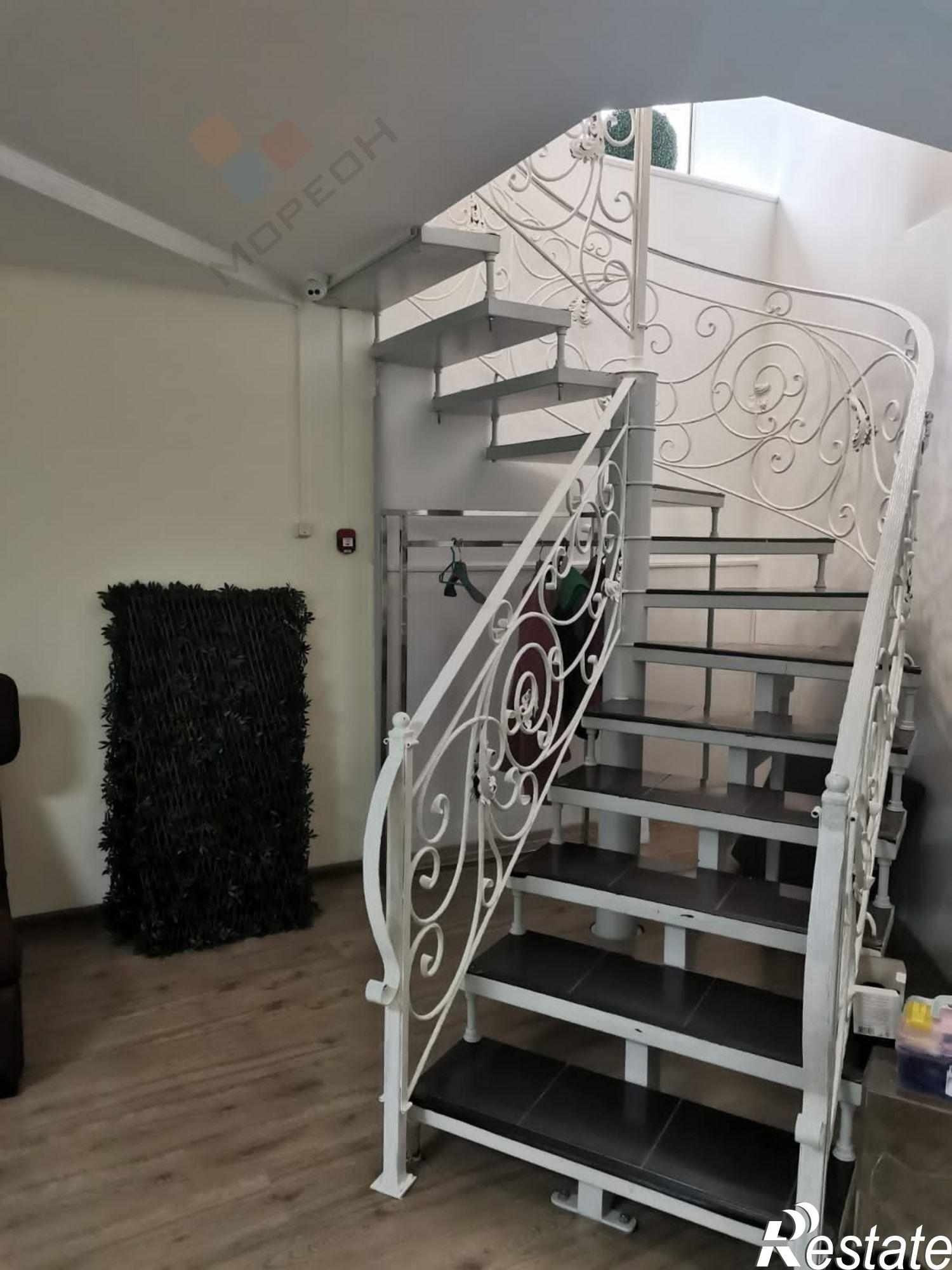 Купить помещение свободного назначения за 108 000 000 рублей на Мира ул, 29