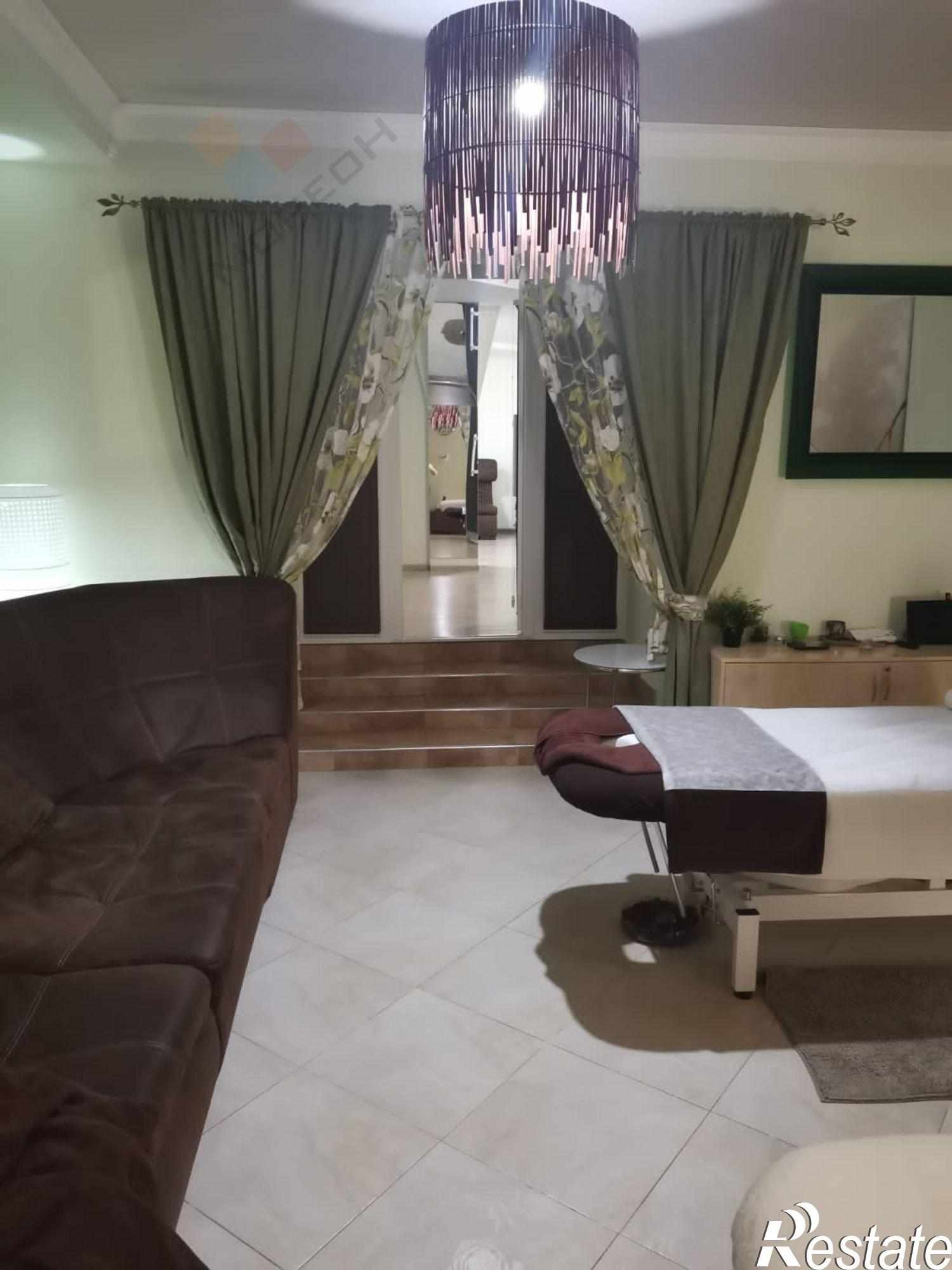 Купить помещение свободного назначения за 108 000 000 рублей на Мира ул, 29