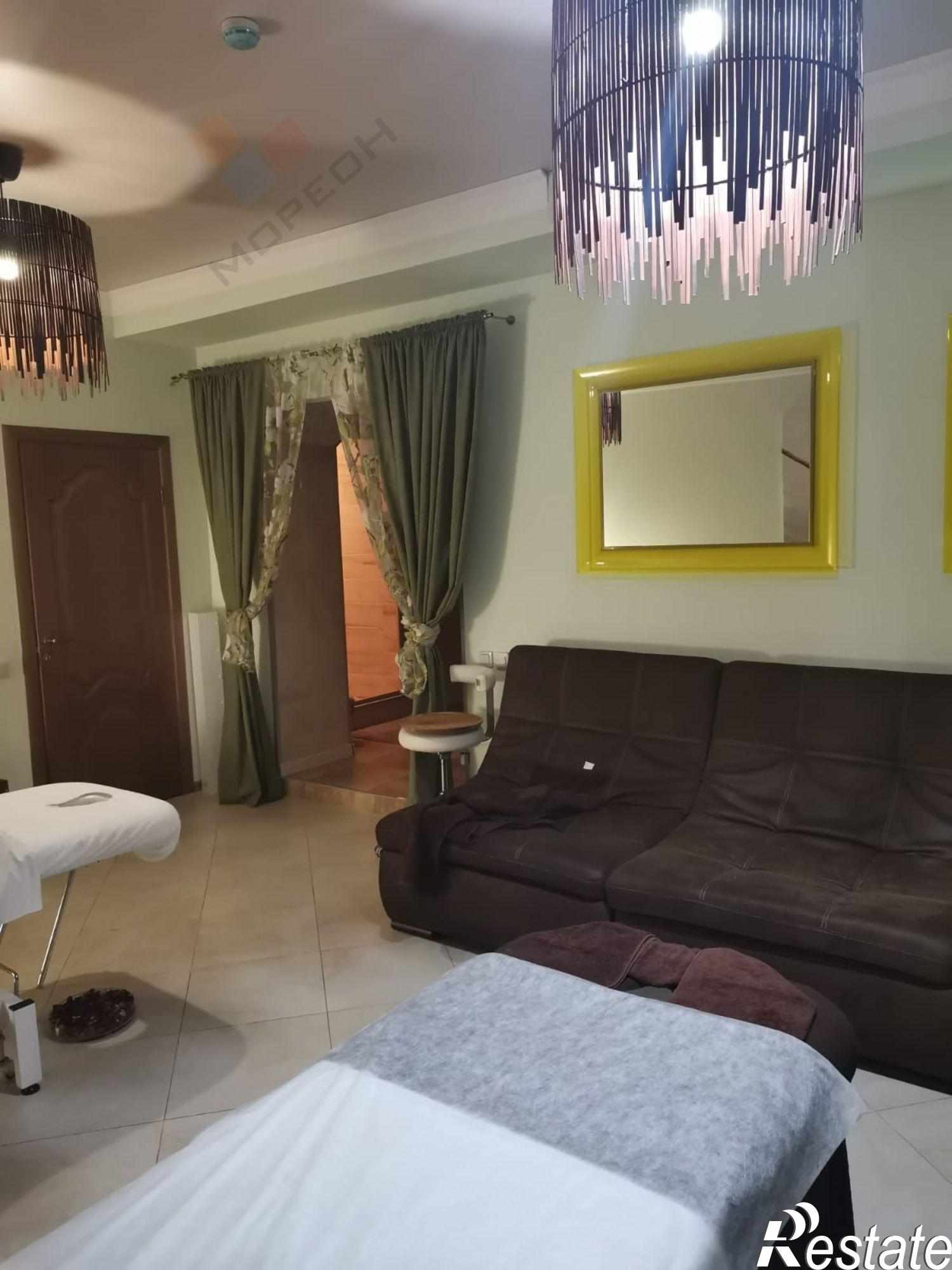 Купить помещение свободного назначения за 108 000 000 рублей на Мира ул, 29