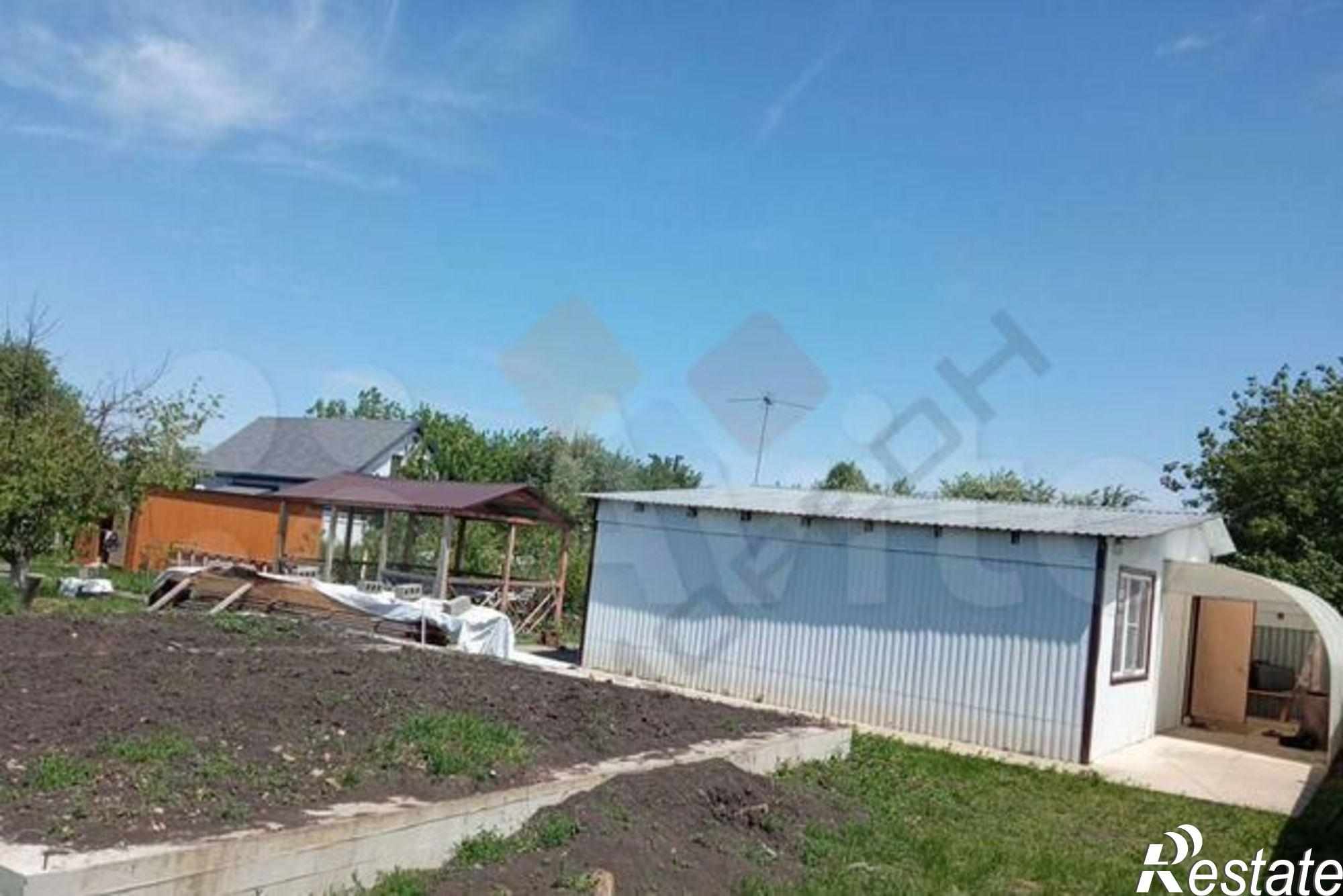 Купить дачу, дом, коттедж за 4 500 000 рублей на Садовая ул