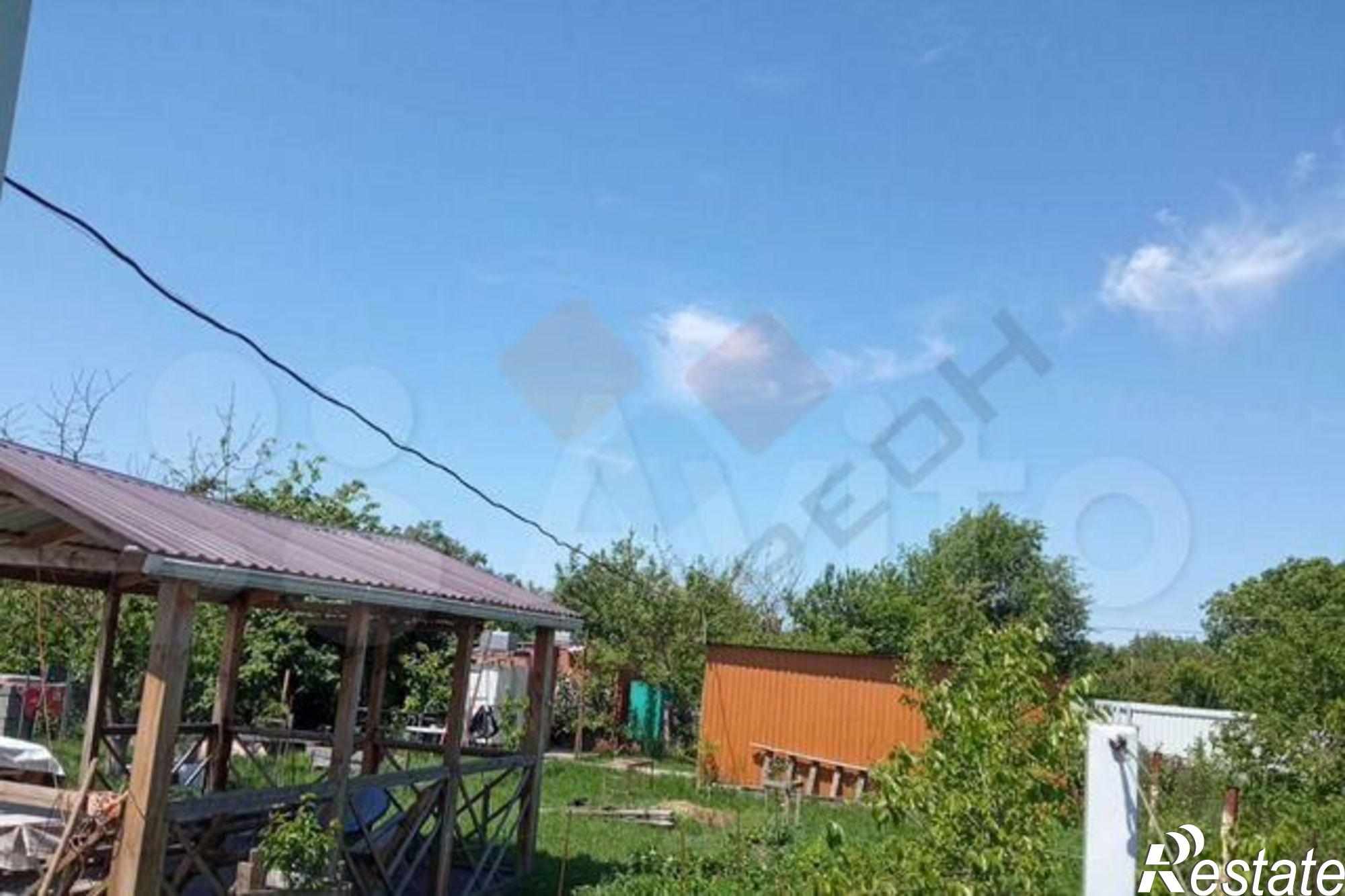 Купить дачу, дом, коттедж за 4 500 000 рублей на Садовая ул