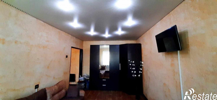 2-комн квартира Спортивная улица, 1