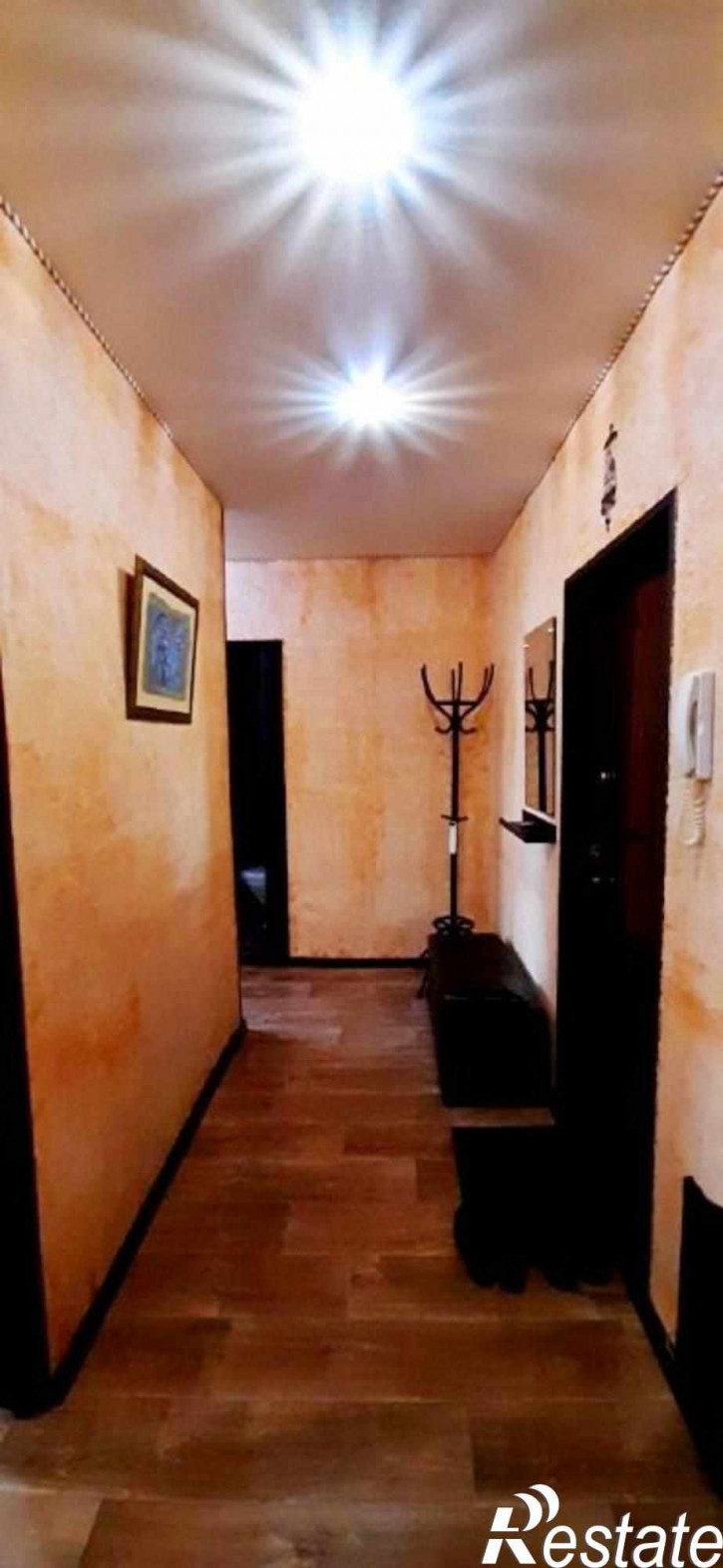 2-комн квартира Спортивная улица, 1