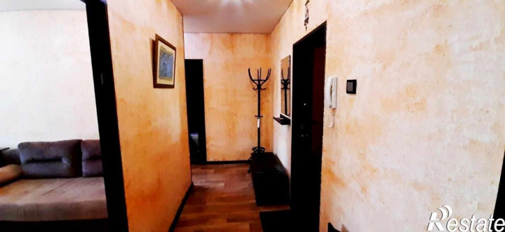 2-комн квартира Спортивная улица, 1