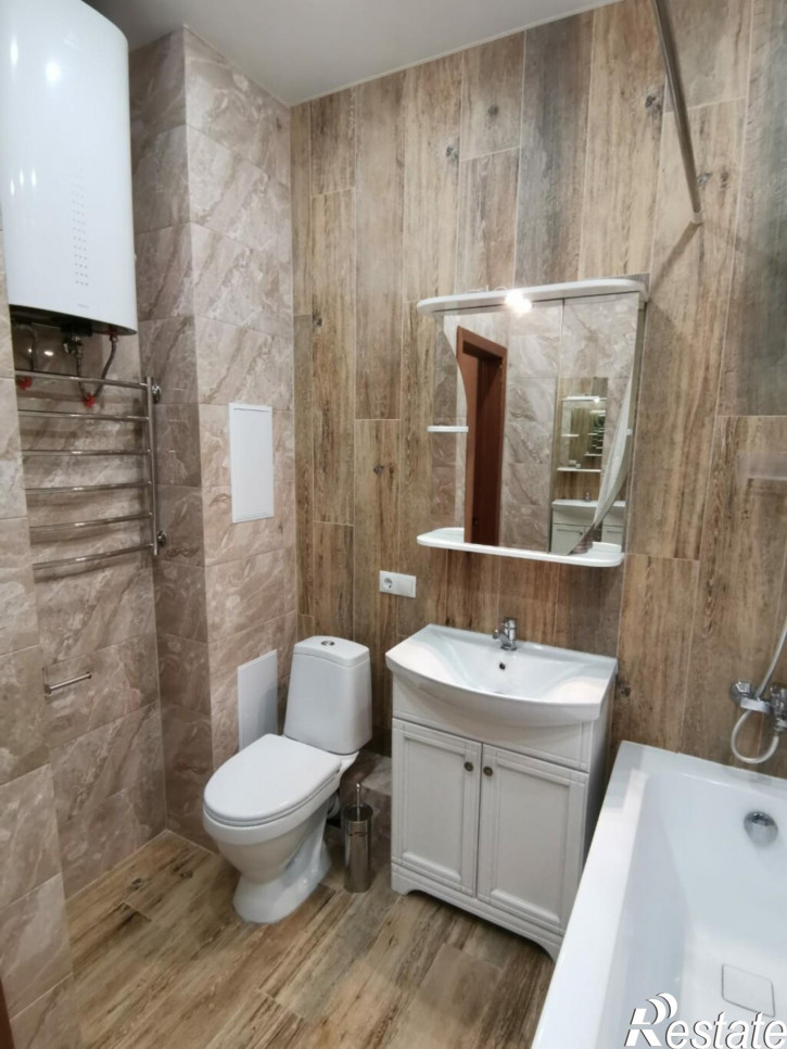 2-комн квартира Выборная, 110