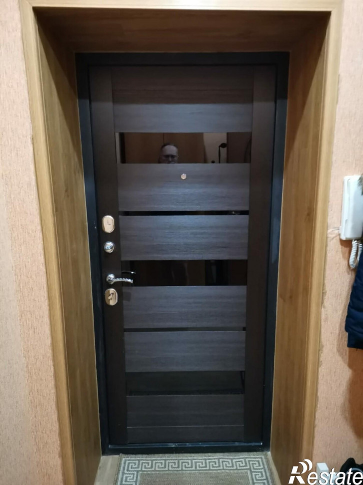 2-комн квартира Выборная, 110