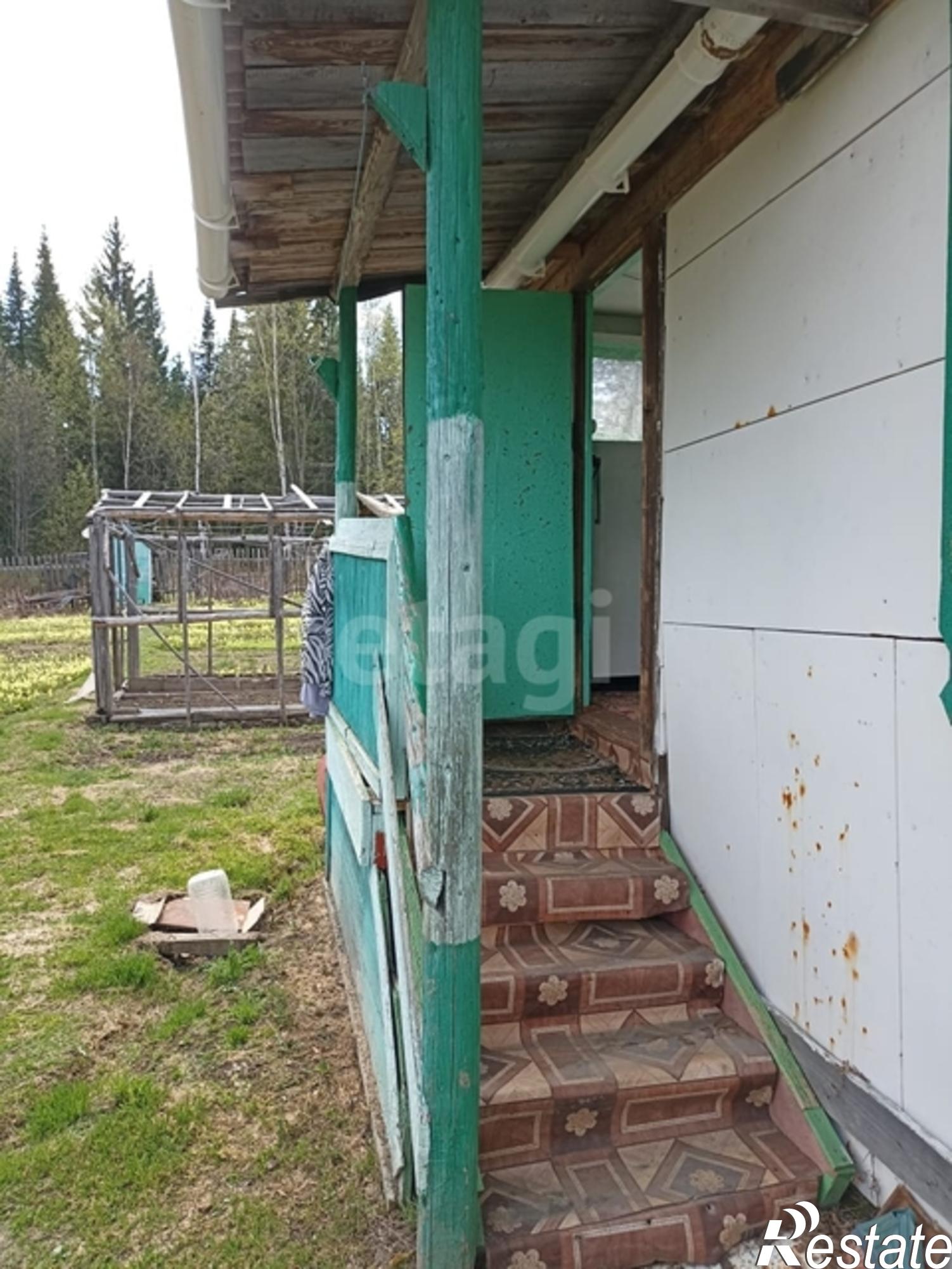 Купить дачу, дом, коттедж за 350 000 рублей на Array