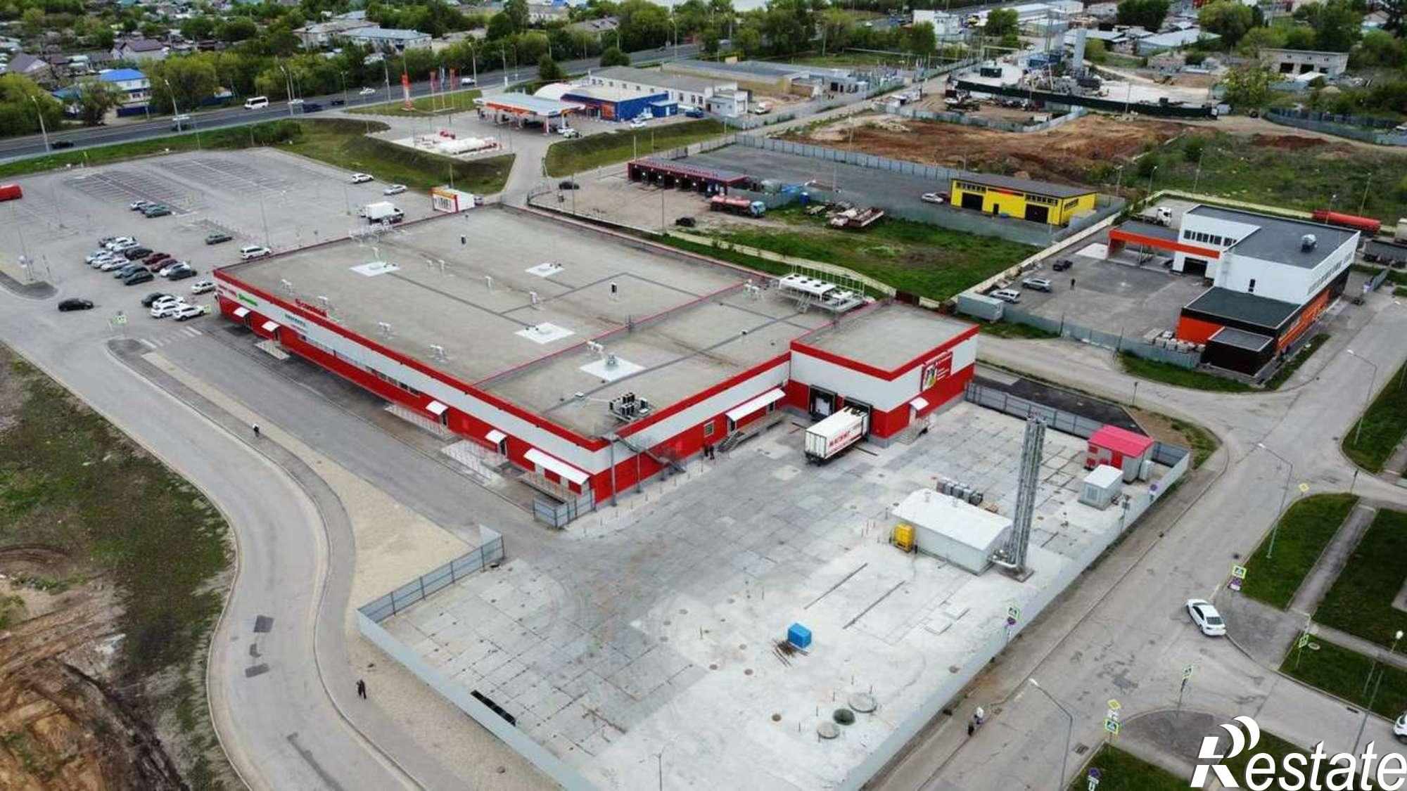 Сдать торговое помещение за 120 000 рублей на изумрудная, 2