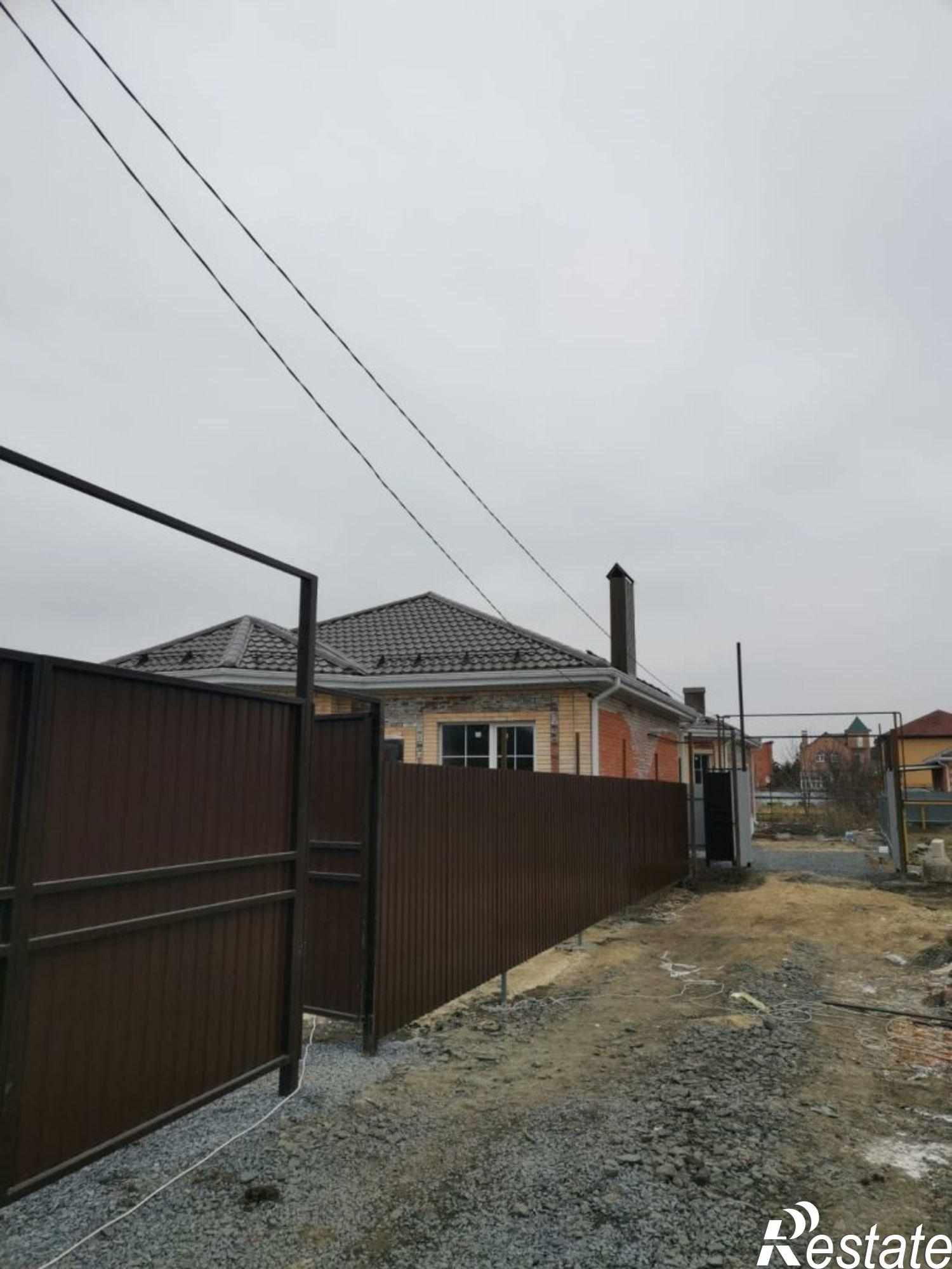 Купить дачу, дом, коттедж за 6 800 рублей на Артемовская ул, 2