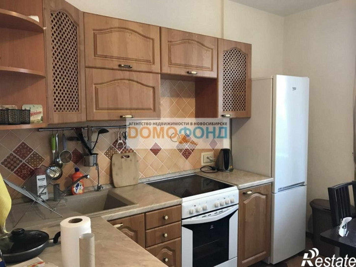 1-комн квартира ул. Романова,60