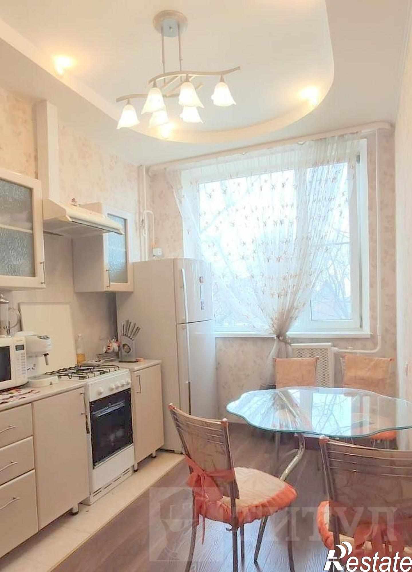 Купить квартиру за 5 100 000 рублей на Чкаловский, Вятская