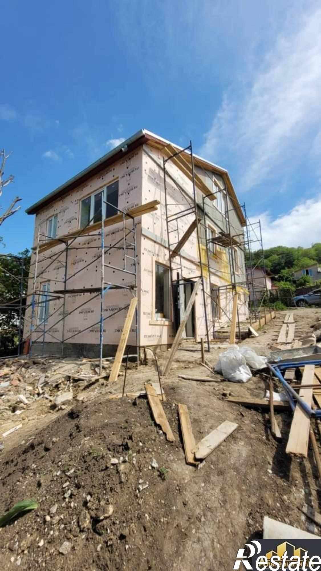 Купить дачу, дом, коттедж за 14 000 000 рублей на 1-ый Зеленогорский пер.