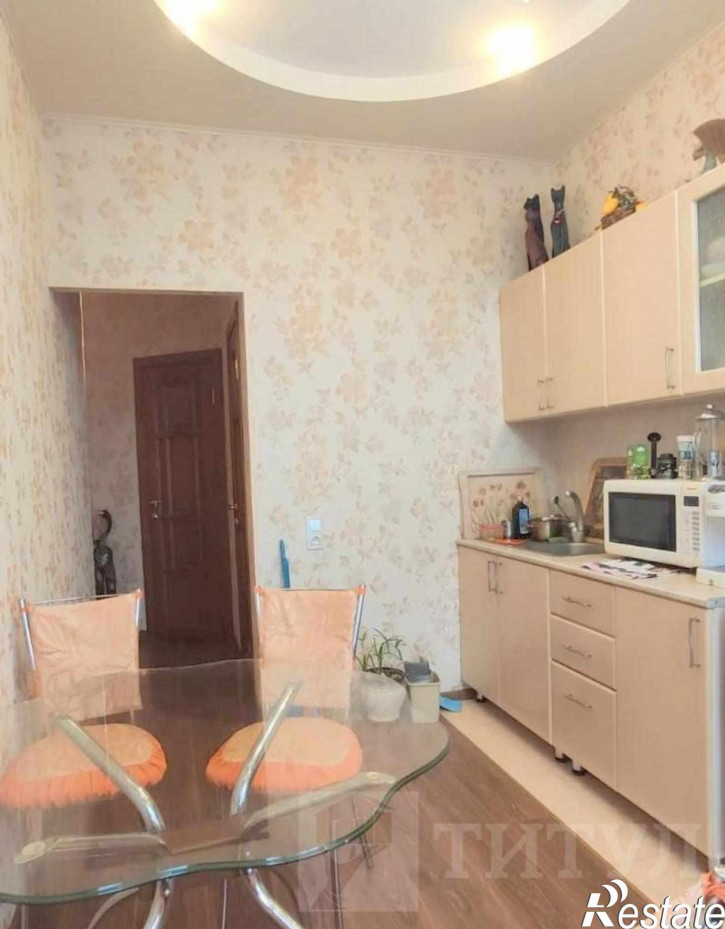 2-комн квартира Чкаловский, Вятская