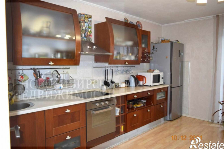 3-комн квартира мкр. Северный,6