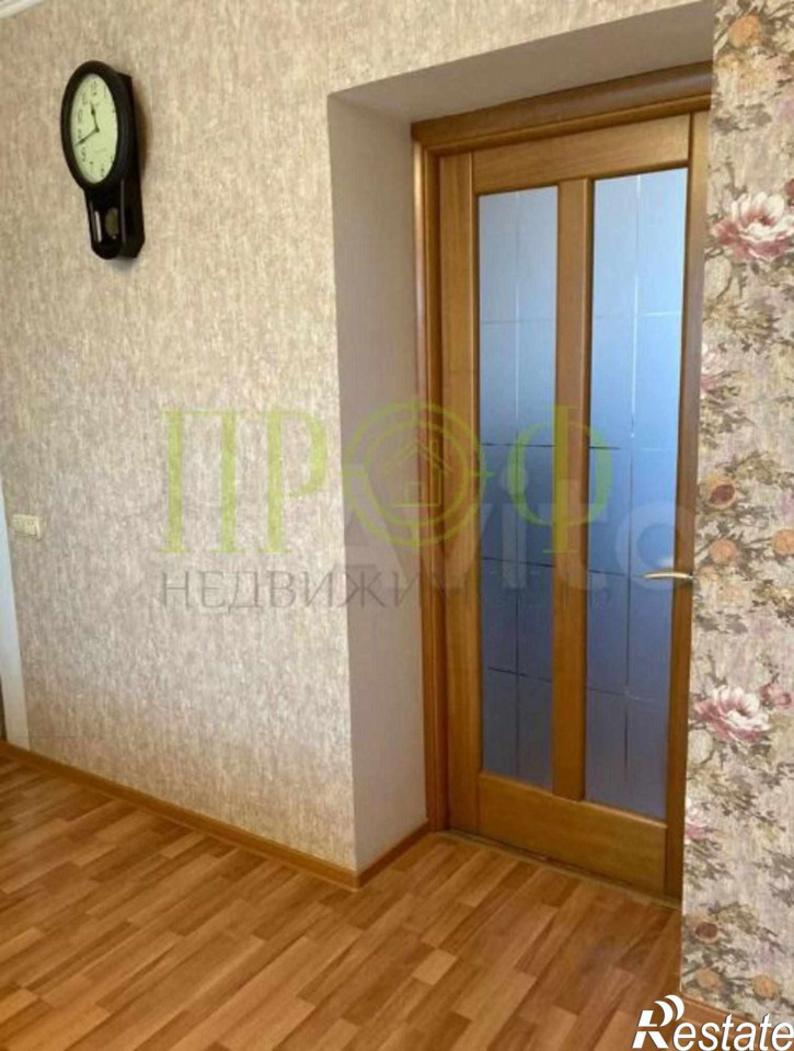 3-комн квартира ул. Попова,7